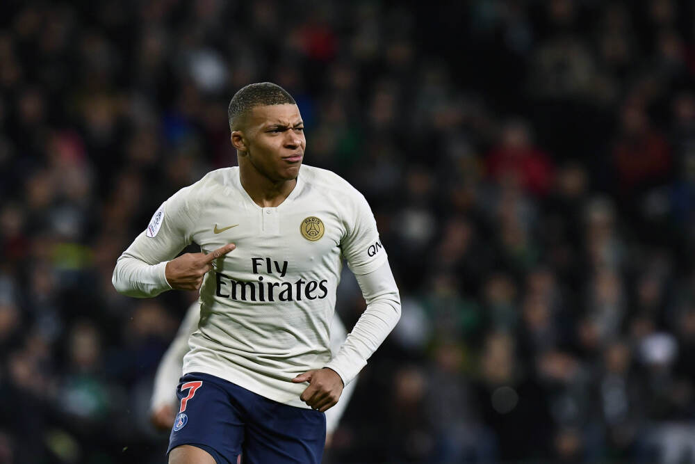 如何挑选心仪的平行进口奔驰？这里有答案